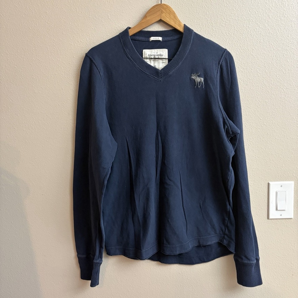 Y2K Abercrombie Fitch Mens XL Pullover Muscle V Neck Crewneck Moose Preppy
